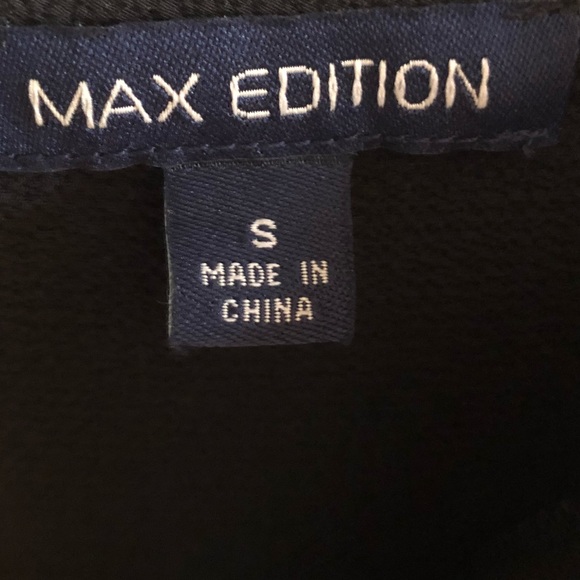 Max Edition Ruffled, Bell Sleeves, PERFECT LBD - Picture 2 of 6